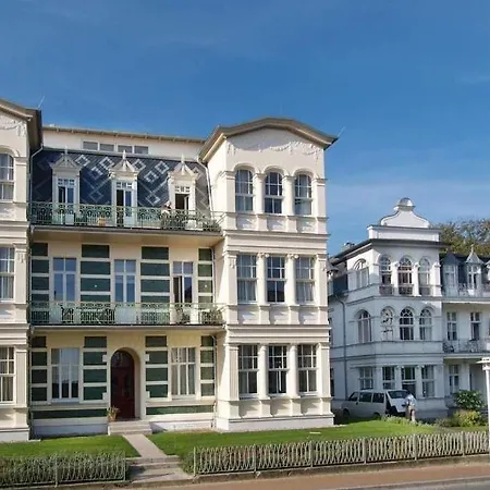 Artemis, 06 Argos Daire